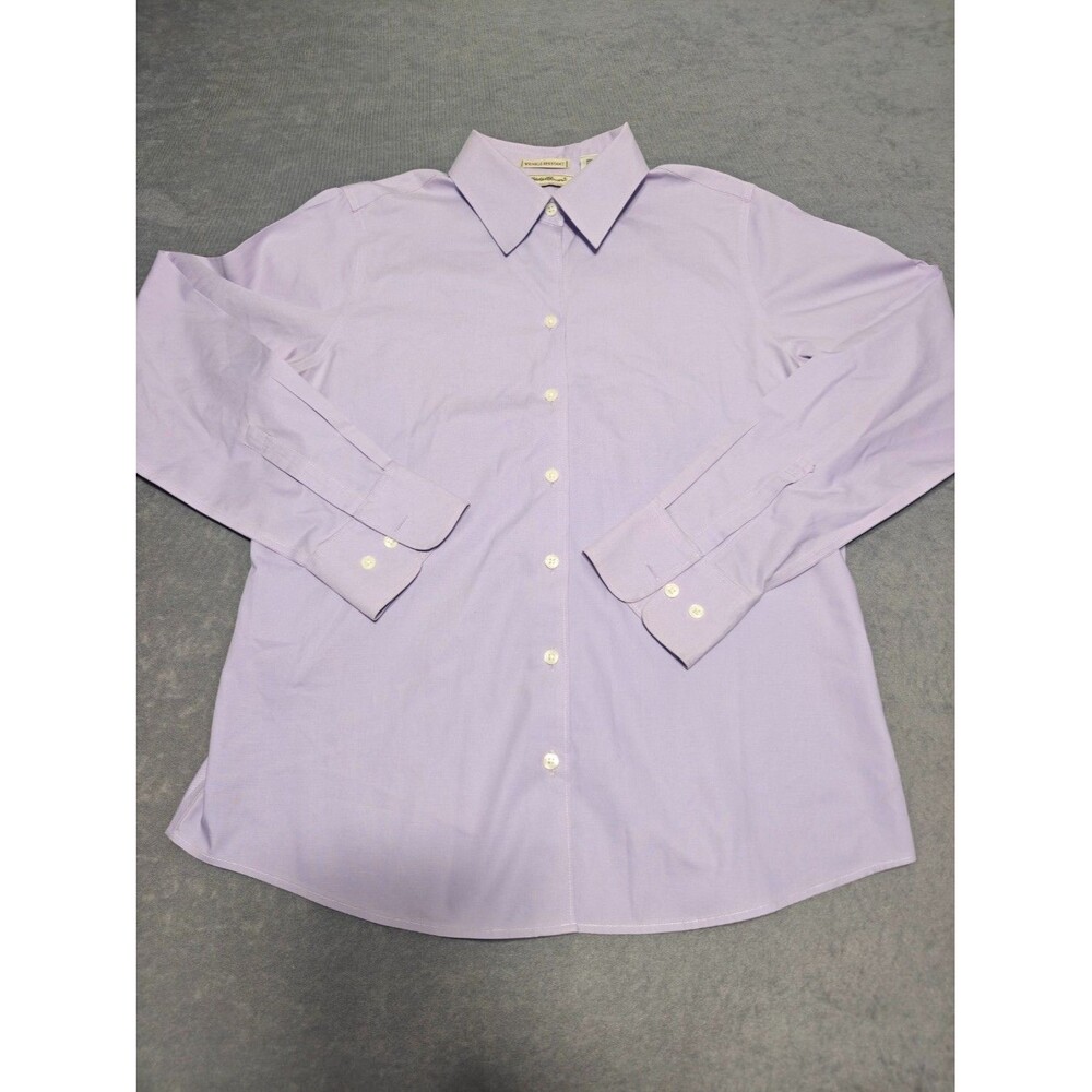 Eddie Bauer Women's Medium Lavender Purple Wrinkle Resistant Button Up Shirt